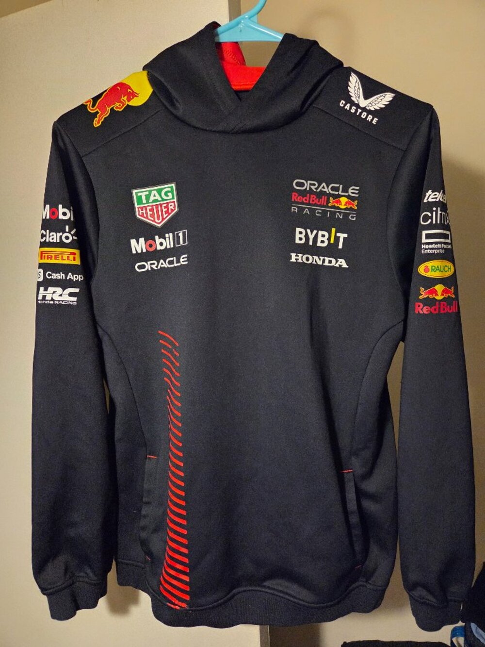 Boys red bull F1 racing hoodie size XL